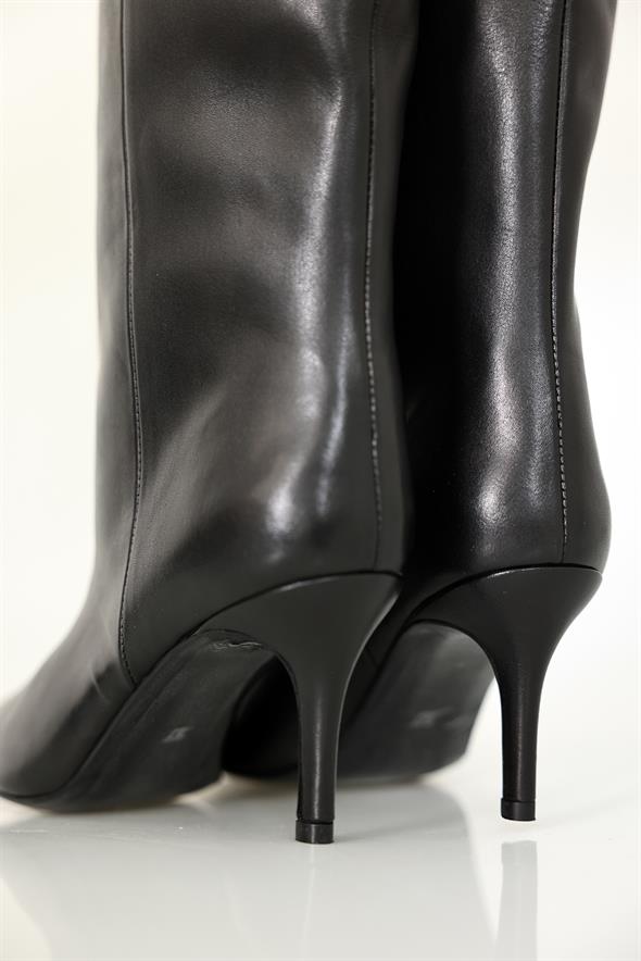 Siyah Topuklu Klasik Çizme 25357