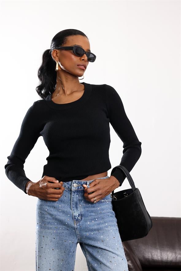 Siyah Yakası Ribanalı Fitilli Bluz 5024