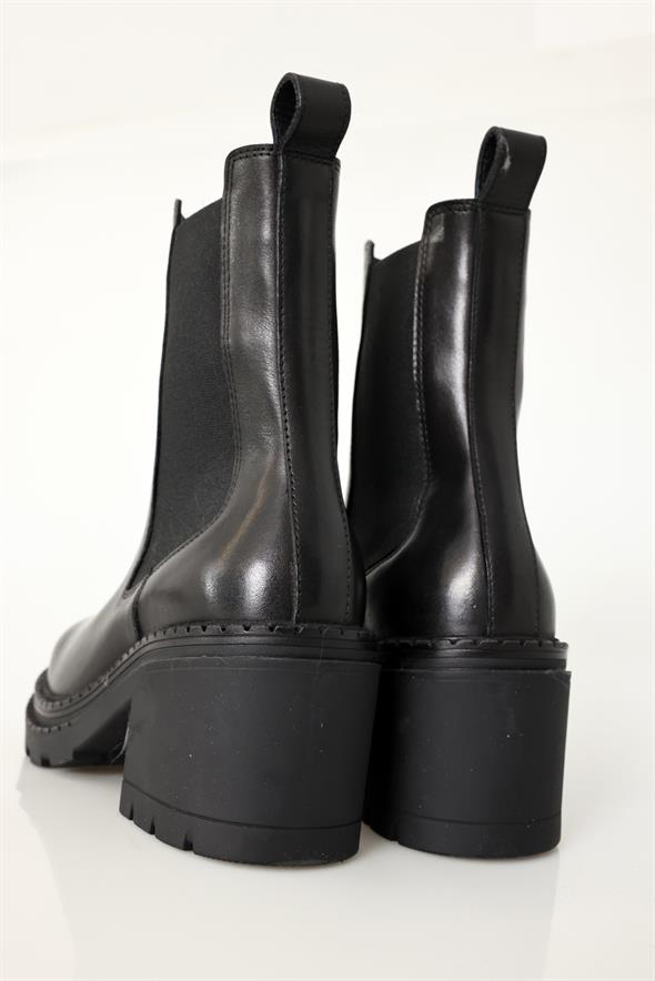 Siyah Yüksek Tabanlı Chelsea 25260