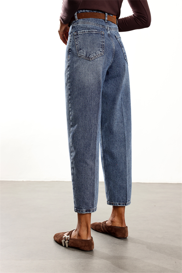 Yıkamalı Mavi Kemerli Baggy Jean 3010