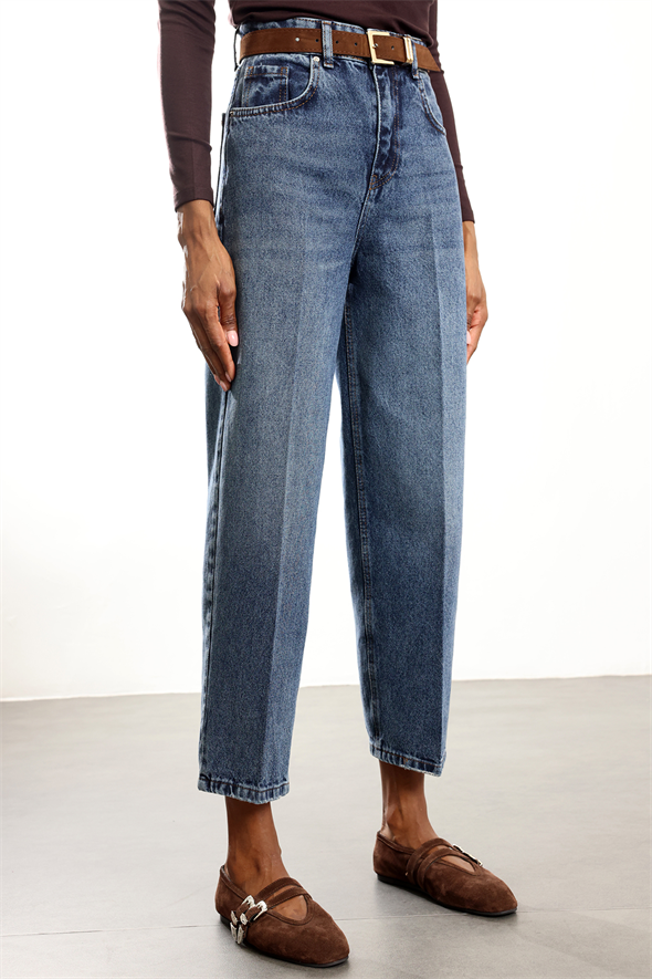 Yıkamalı Mavi Kemerli Baggy Jean 3010