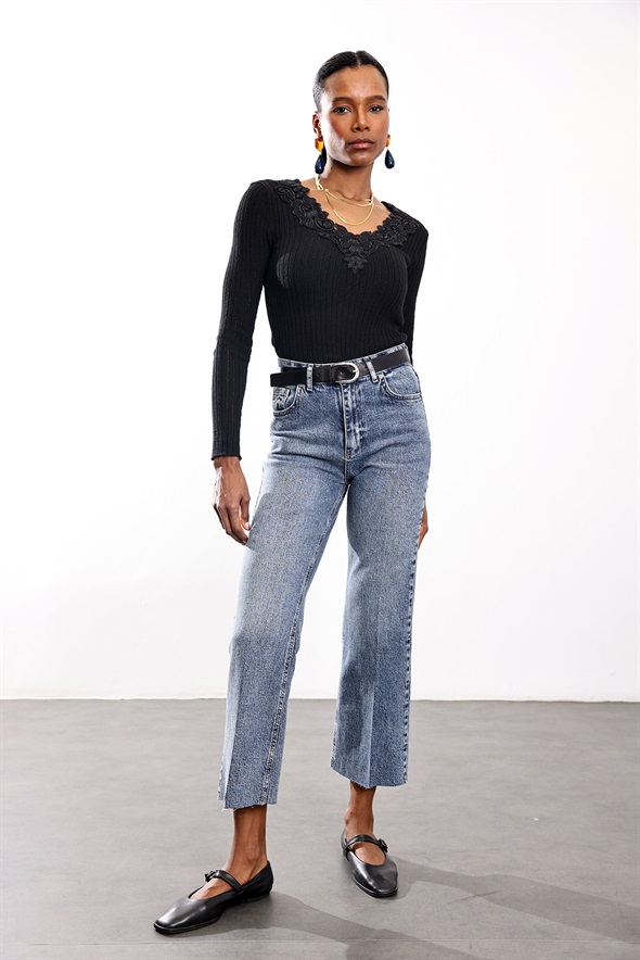 Yıkamalı Mavi Yüksek Bel Mini Flare Jean 2005
