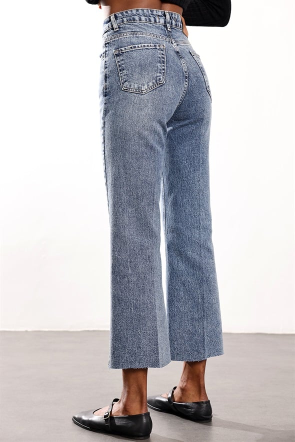 Yıkamalı Mavi Yüksek Bel Mini Flare Jean 2005