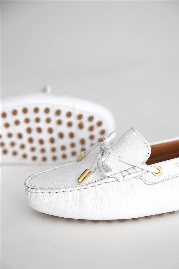 Beyaz Ayakkabı-20152 