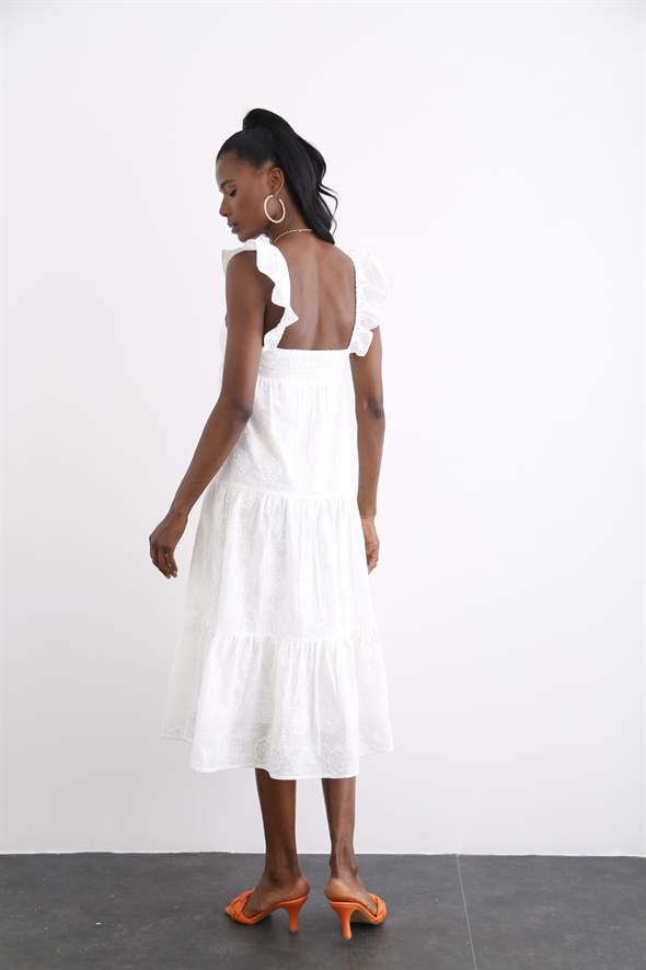 Beyaz Brode Nakışlı Elbise 3714