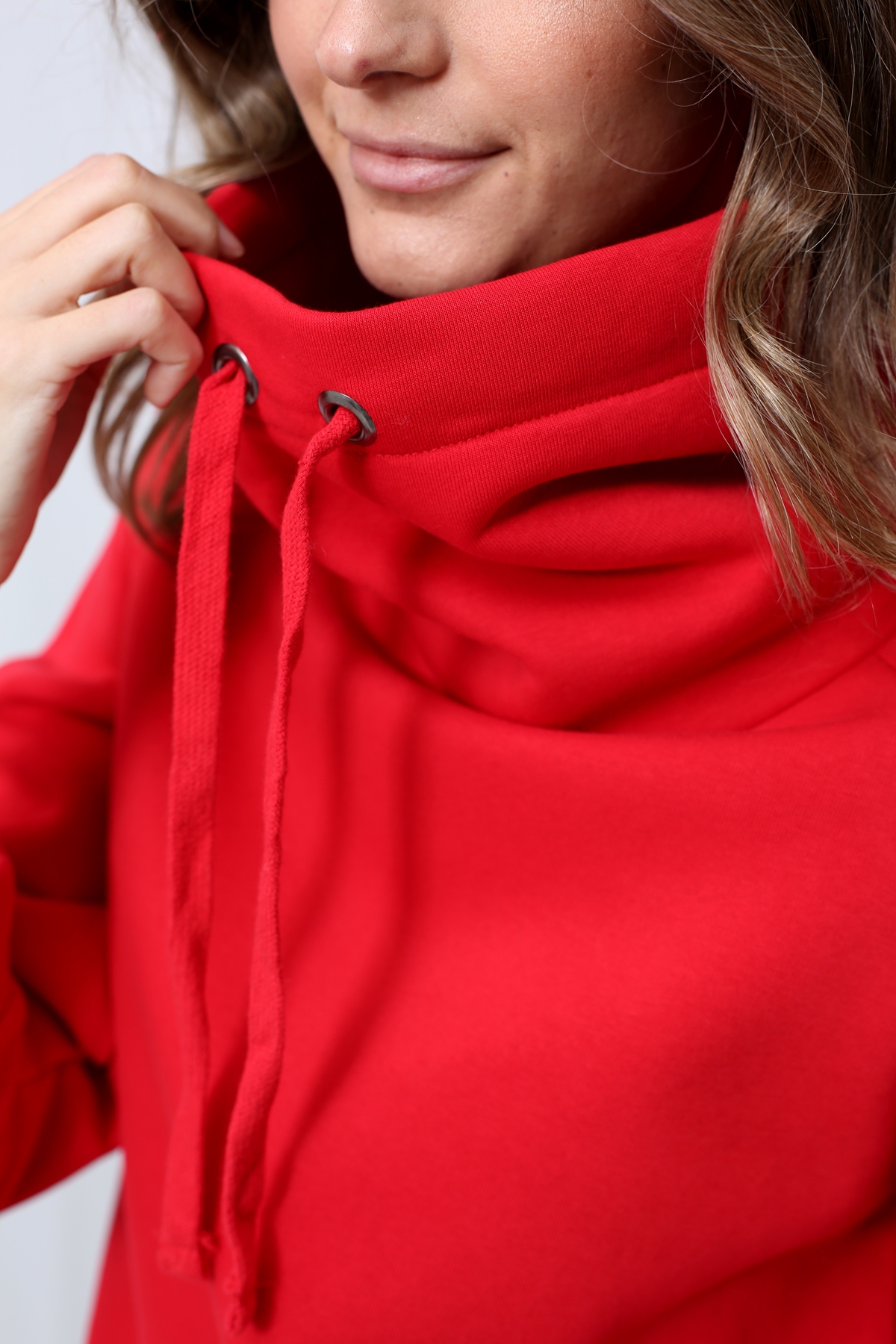 Kırmızı Boğazlı Sweatshirt | SWEATSHIRT