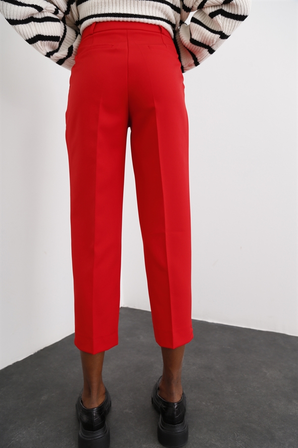 Kırmızı Krep Havuç Pantolon 9796
