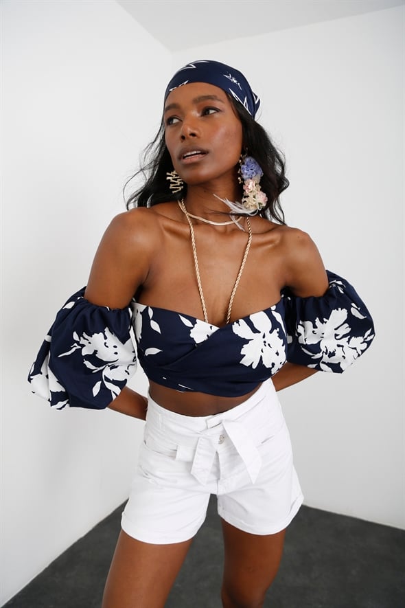 Lacivert Off Shoulder Crop 8596