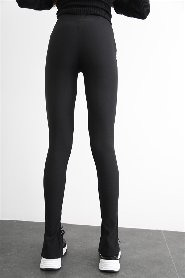 Siyah Paçası Yırtmaçlı Stretch Pantolon 70926