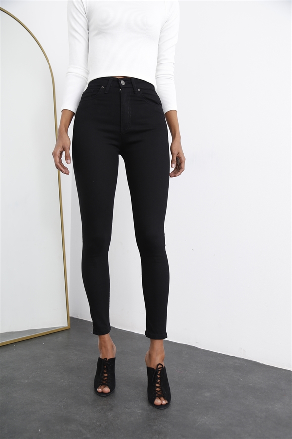 Siyah Yüksek Bel Toparlayan Slim Fit Jean 