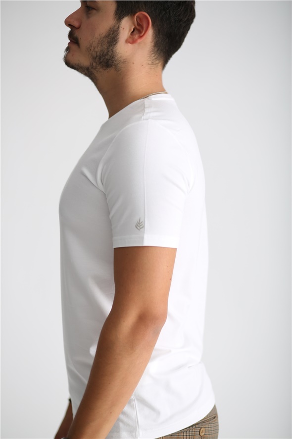 Beyaz Erkek Likralı Basic Tshirt SM-108