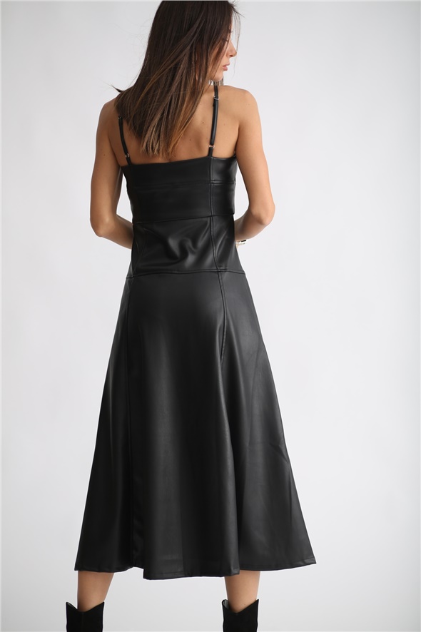 Siyah İnce Askılı Deri Kloş Elbise 6557