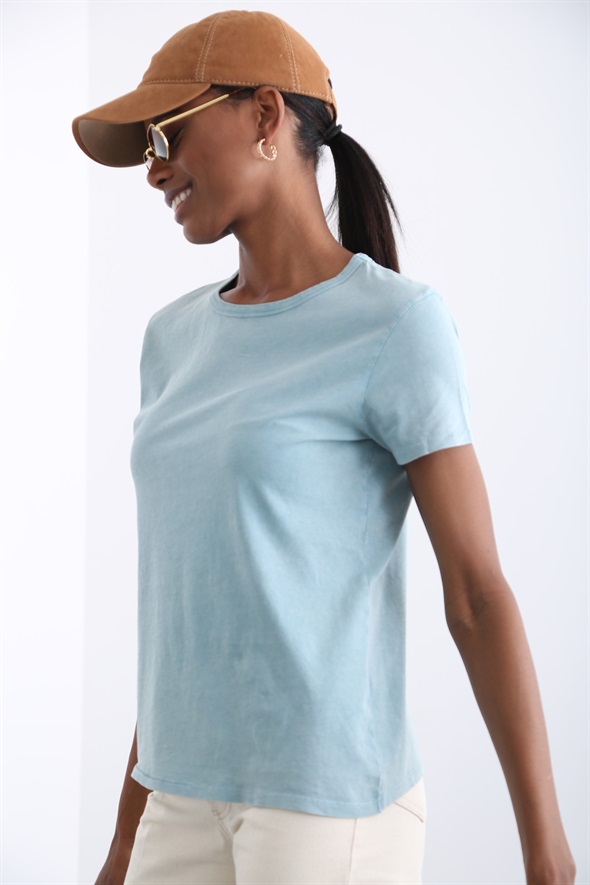 Yıkamalı Yeşil Bisiklet Yaka Basic Tshirt 