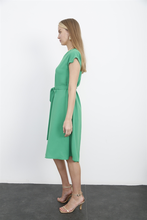 Yeşil V Yaka Kuşaklı Elbise 24837