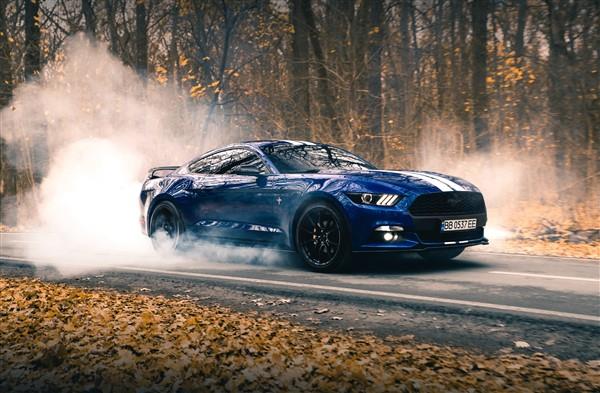 Araba Duvar Kağıdı 36