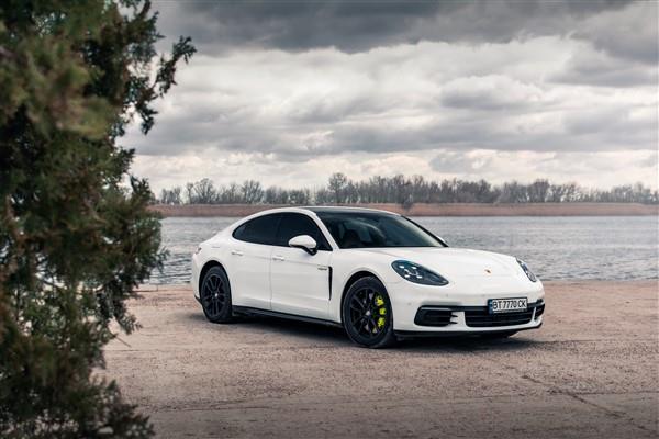 Araba Duvar Kağıdı 37