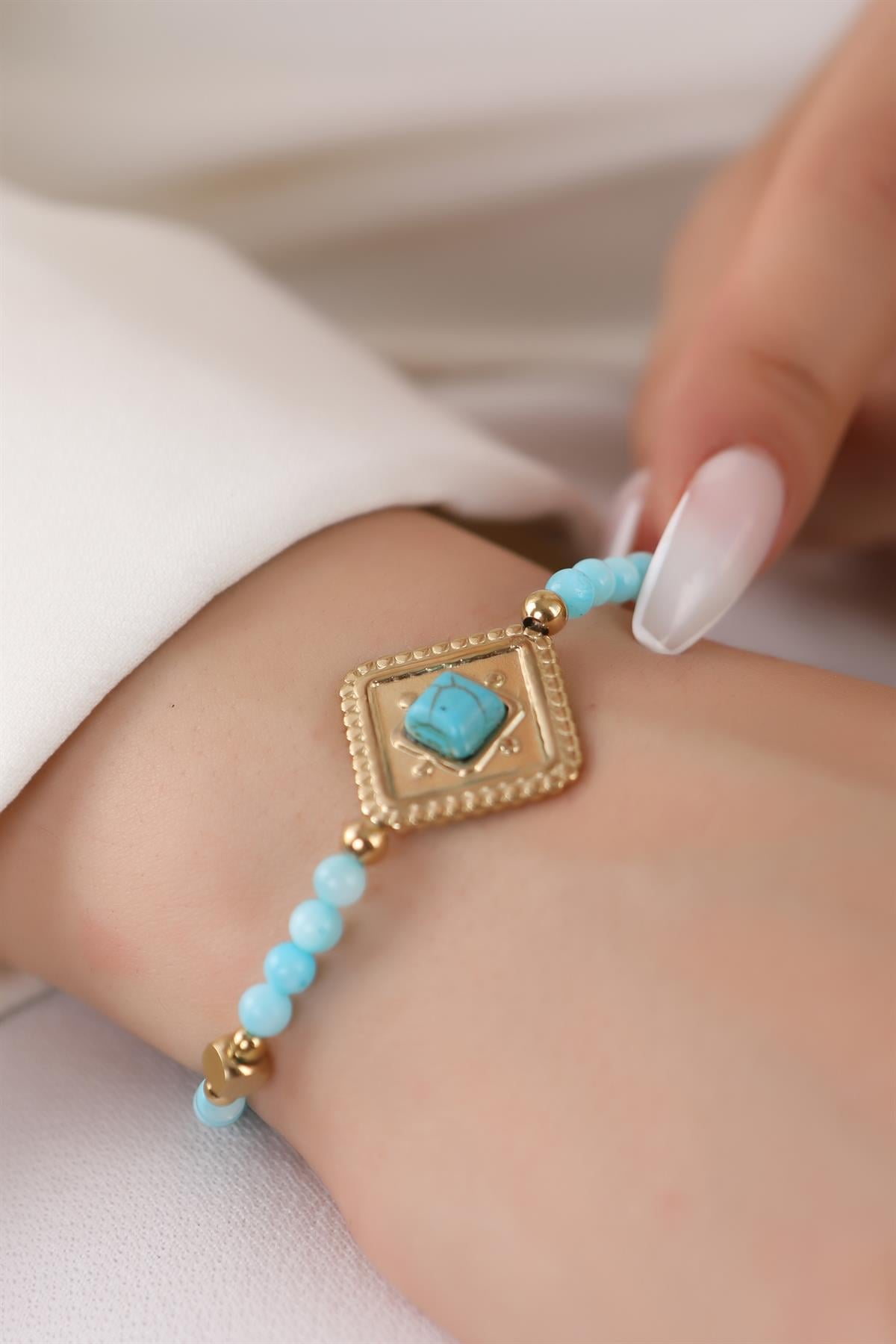 Altın Kaplama Mavi Boncuklu Çelik Bileklik