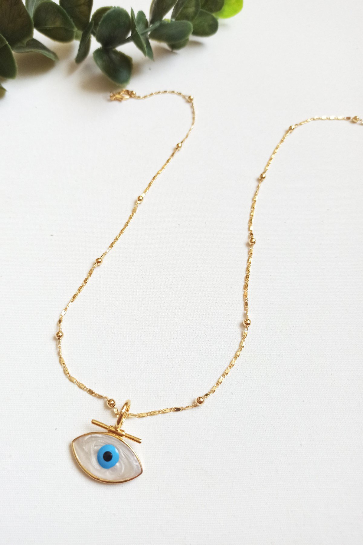 Altın Kaplama Boncuklu Zincir Göz Figürlü Kolye