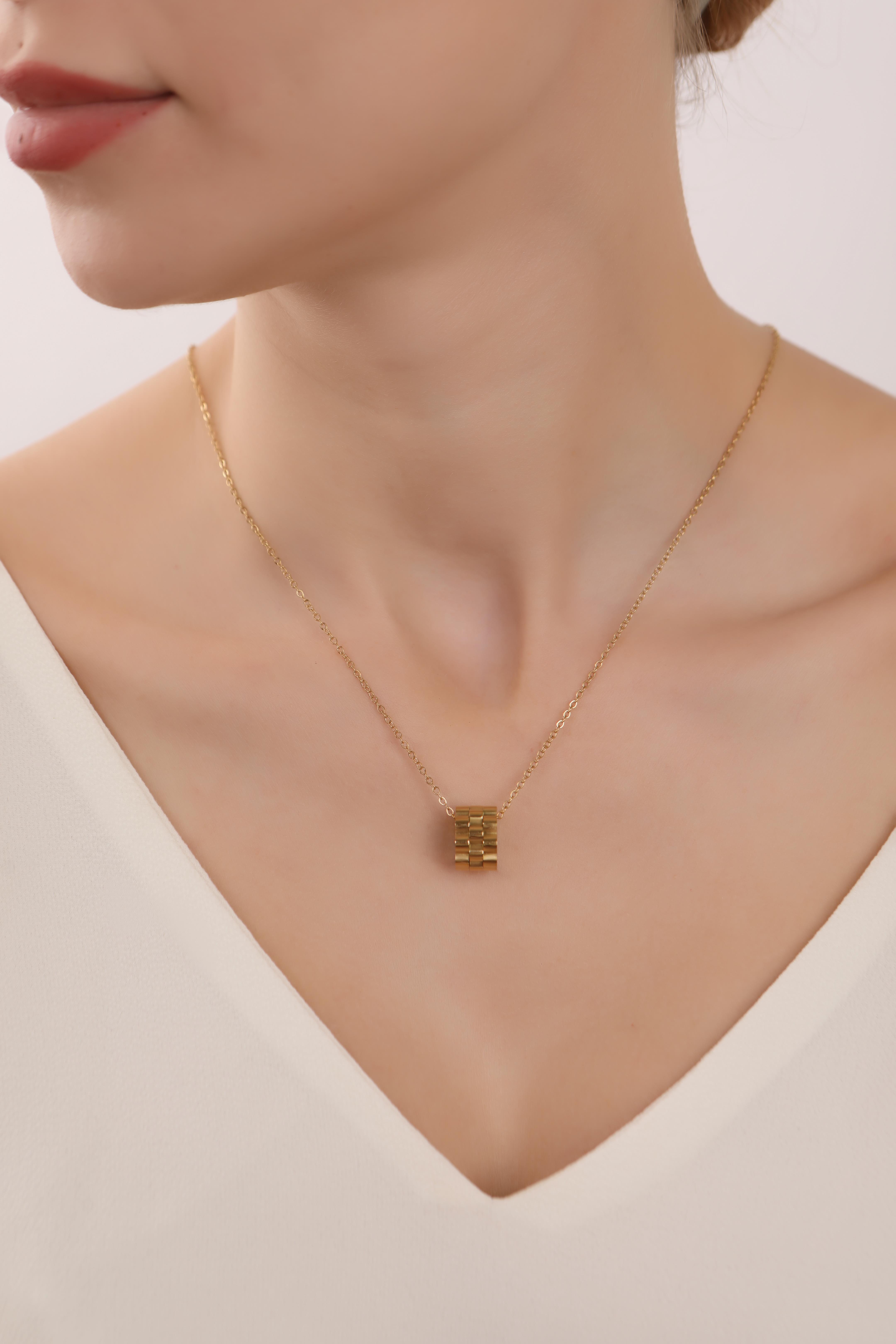 Altın Kaplama Halka Uçlu Çelik Kolye