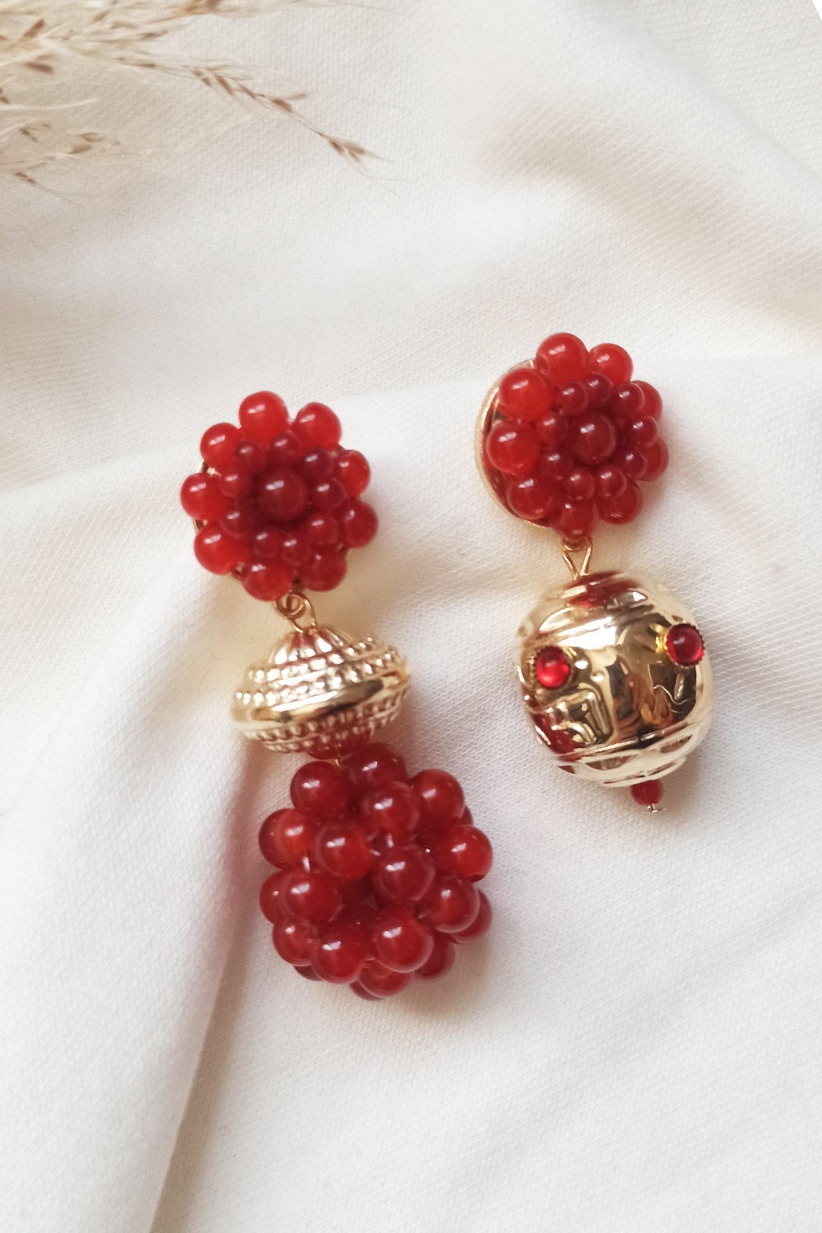 Altın Kaplama Taş Boncuk Küpe