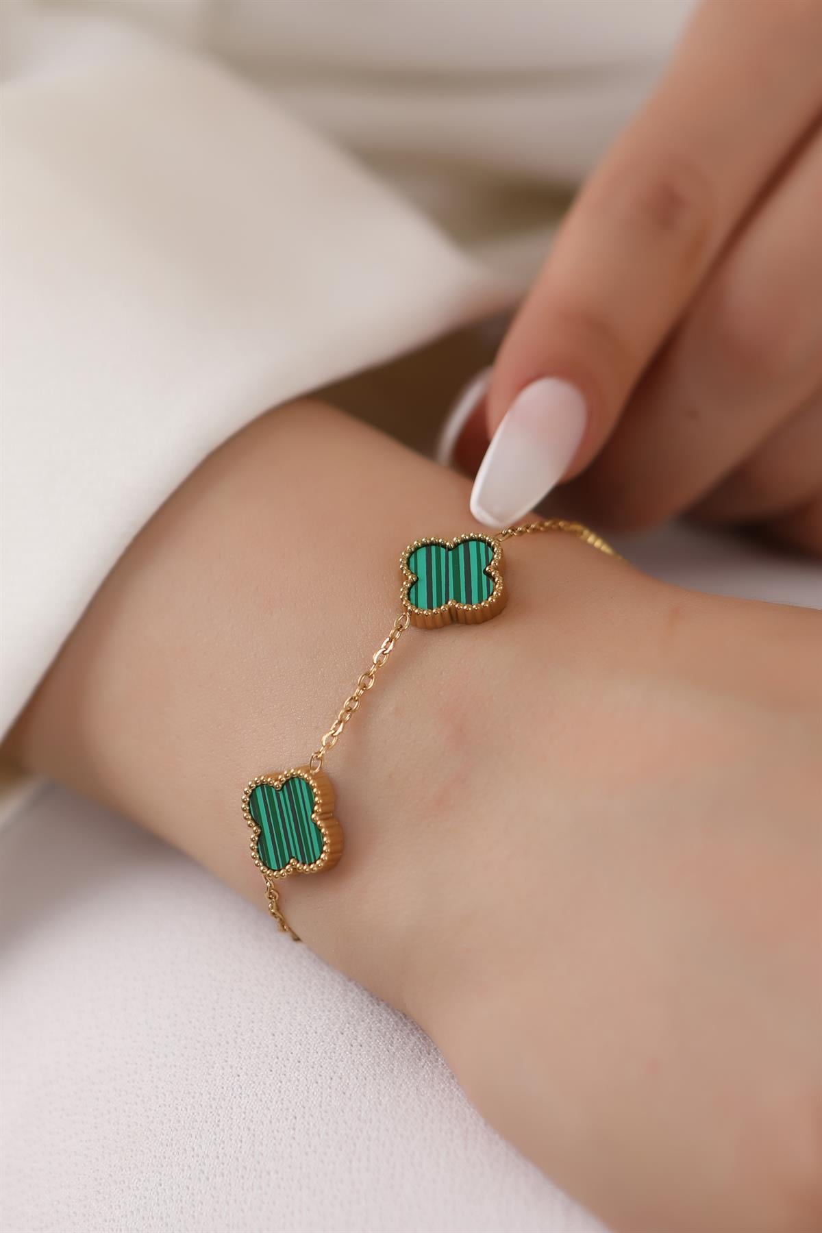 Altın Kaplama Yeşil Yonca Bileklik