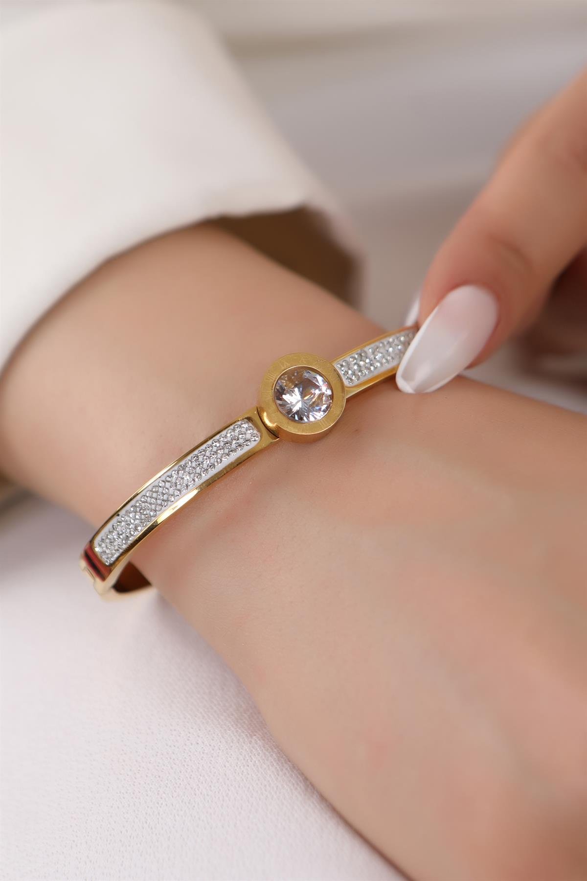 Gold Plated Steel Clamp Bracelet with Zircon Stone