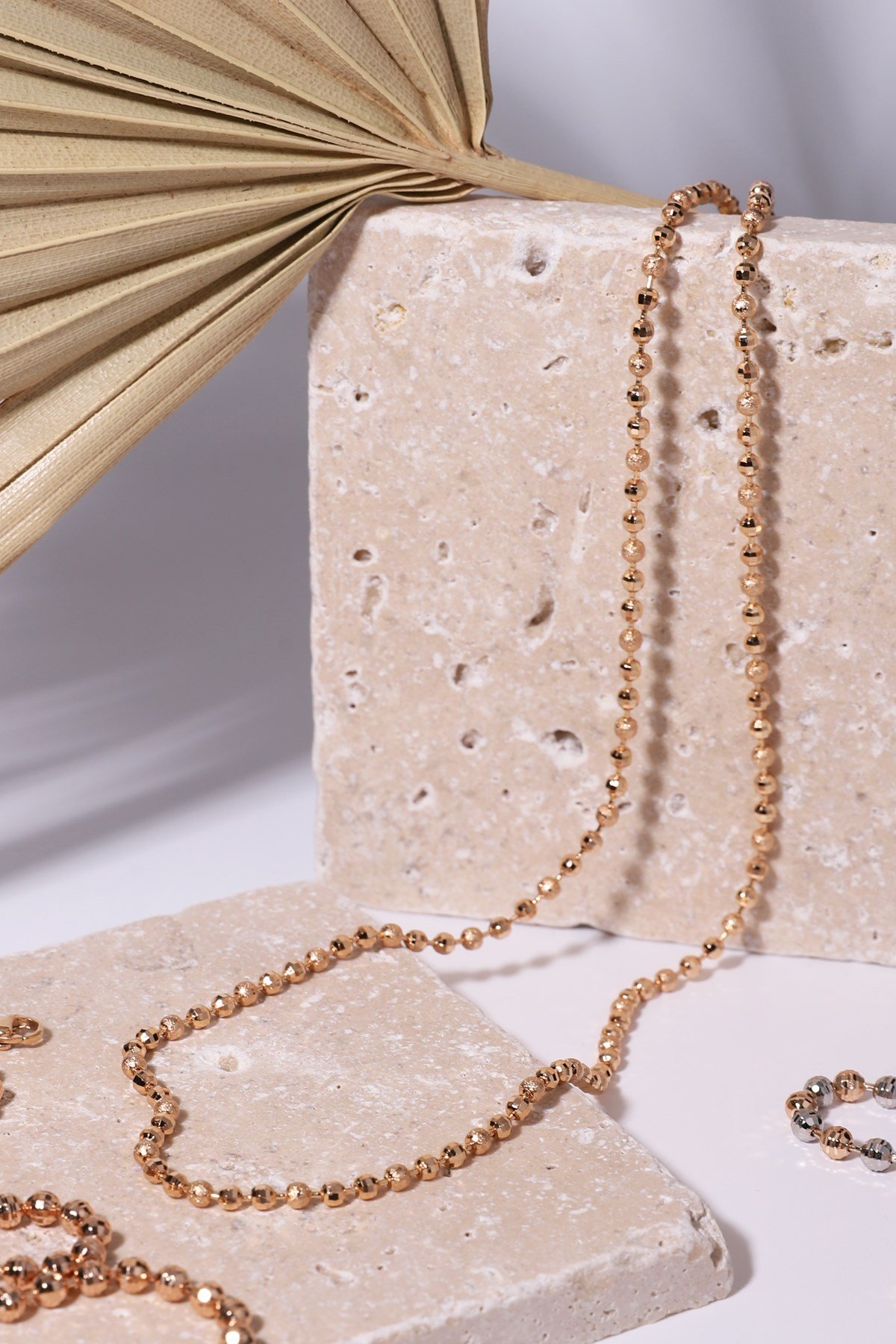 Necklace with Rhodium Lumps