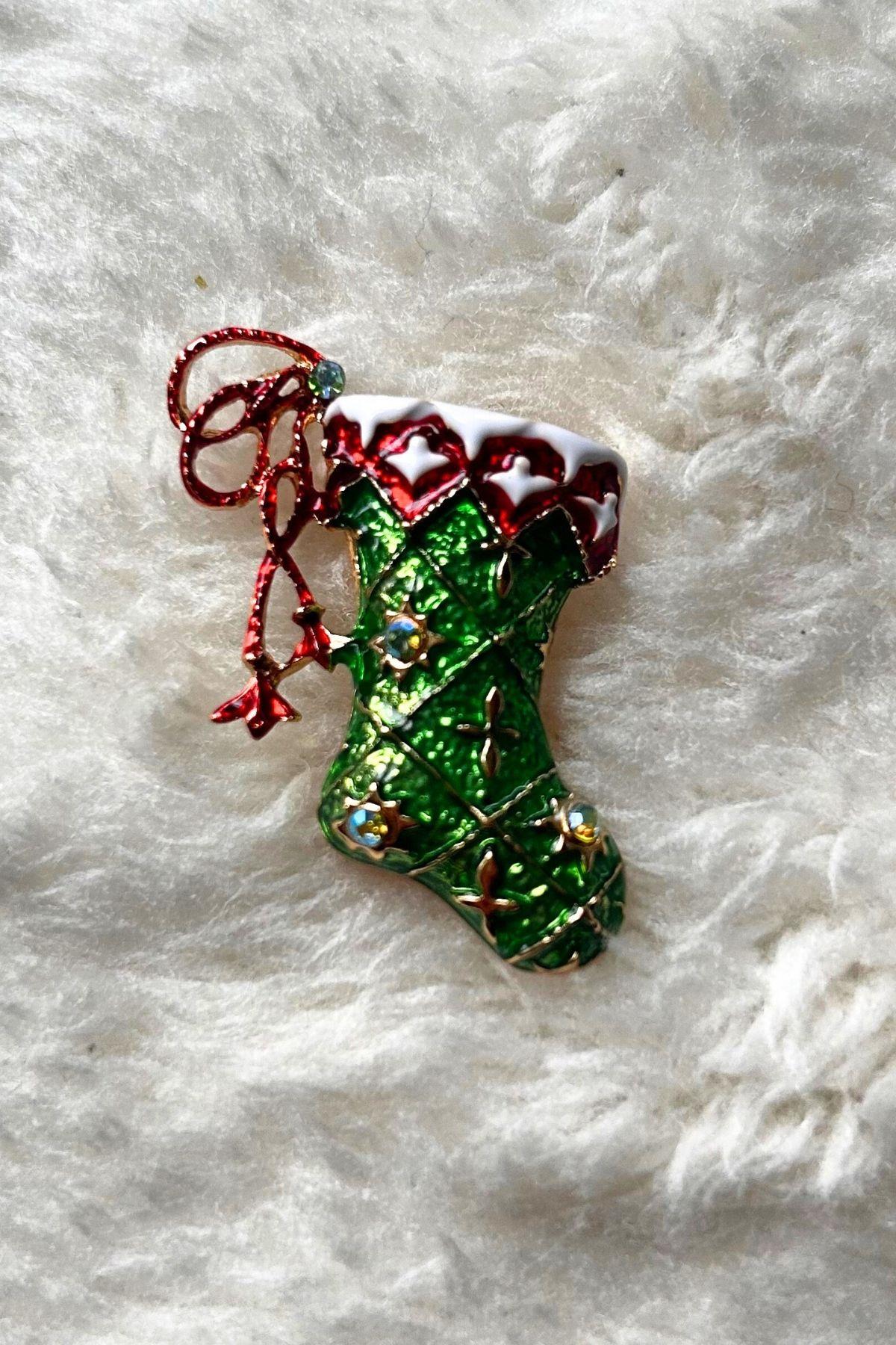 Yılbaşı Figürlü Yeşil Çorap Broş