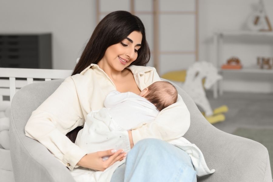 Anne Sütünün Önemi ve Yararları Nelerdir