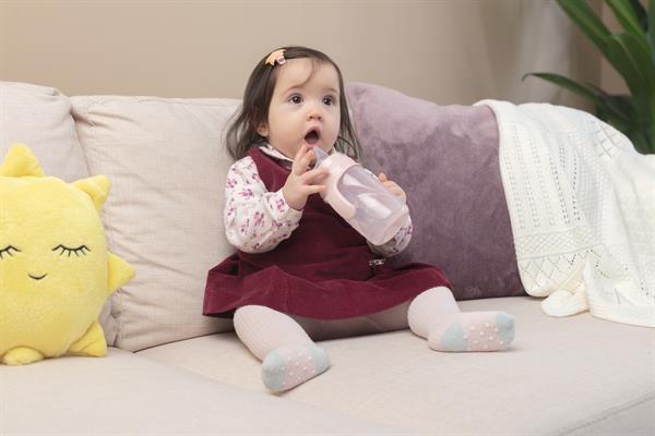 Mamajoo Yumuşak Uçlu Damlatmaz Eğitici Bardak 270ml / Beyaz