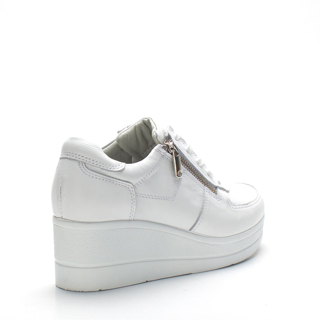 Kadın Beyaz Bağcıklı Fermuarlı Dolgu Topuklu Deri Ayakkabı