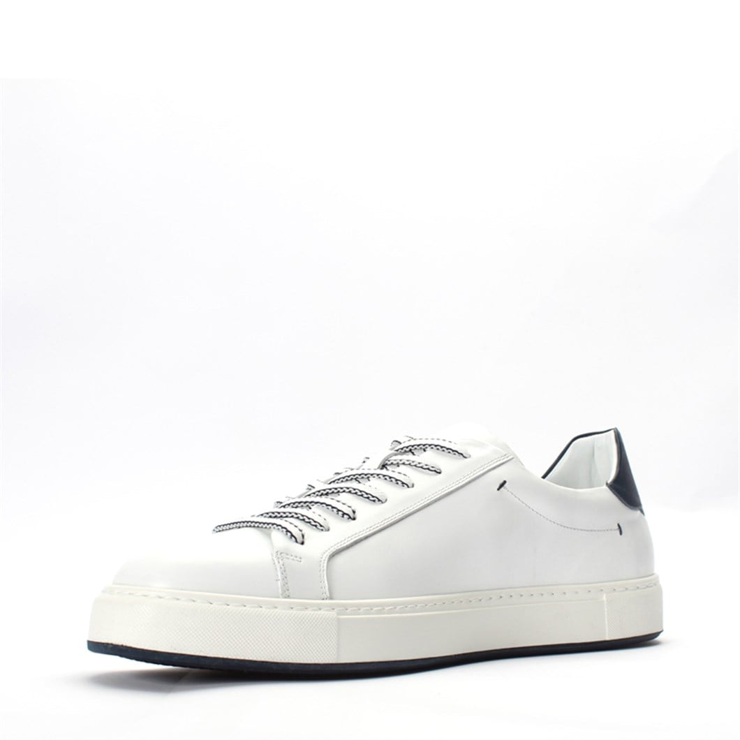 Erkek Beyaz Bağcıklı Kalın Tabanlı Deri Sneaker