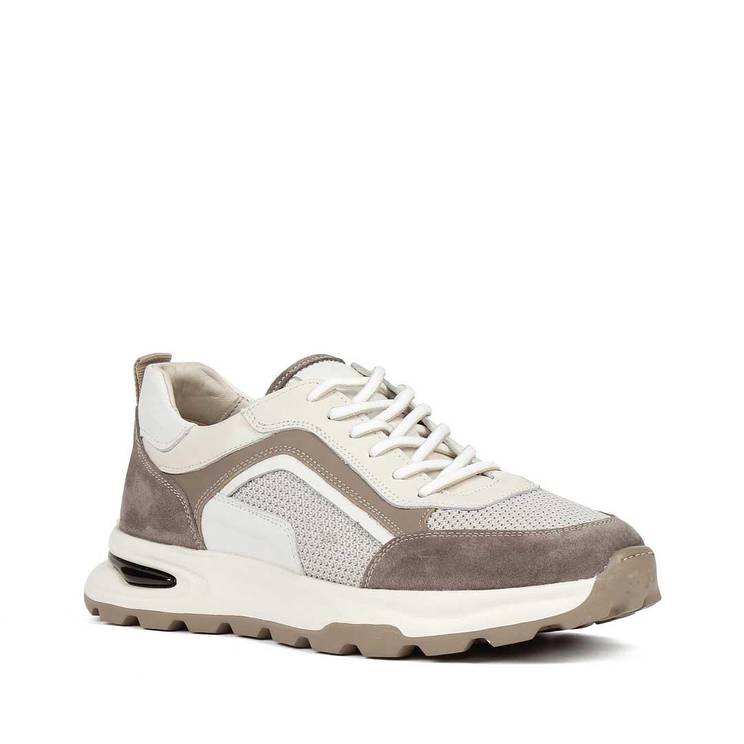 Erkek Bej Vizon Bağcıklı Süet Deri Sneaker