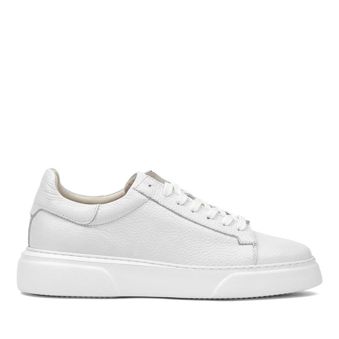 Erkek Beyaz Bağcıklı Kalın Tabanlı Deri Sneaker