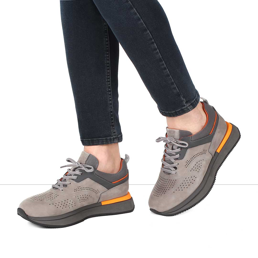 Erkek Gri Kalın Tabanlı Nubuk Deri Sneaker