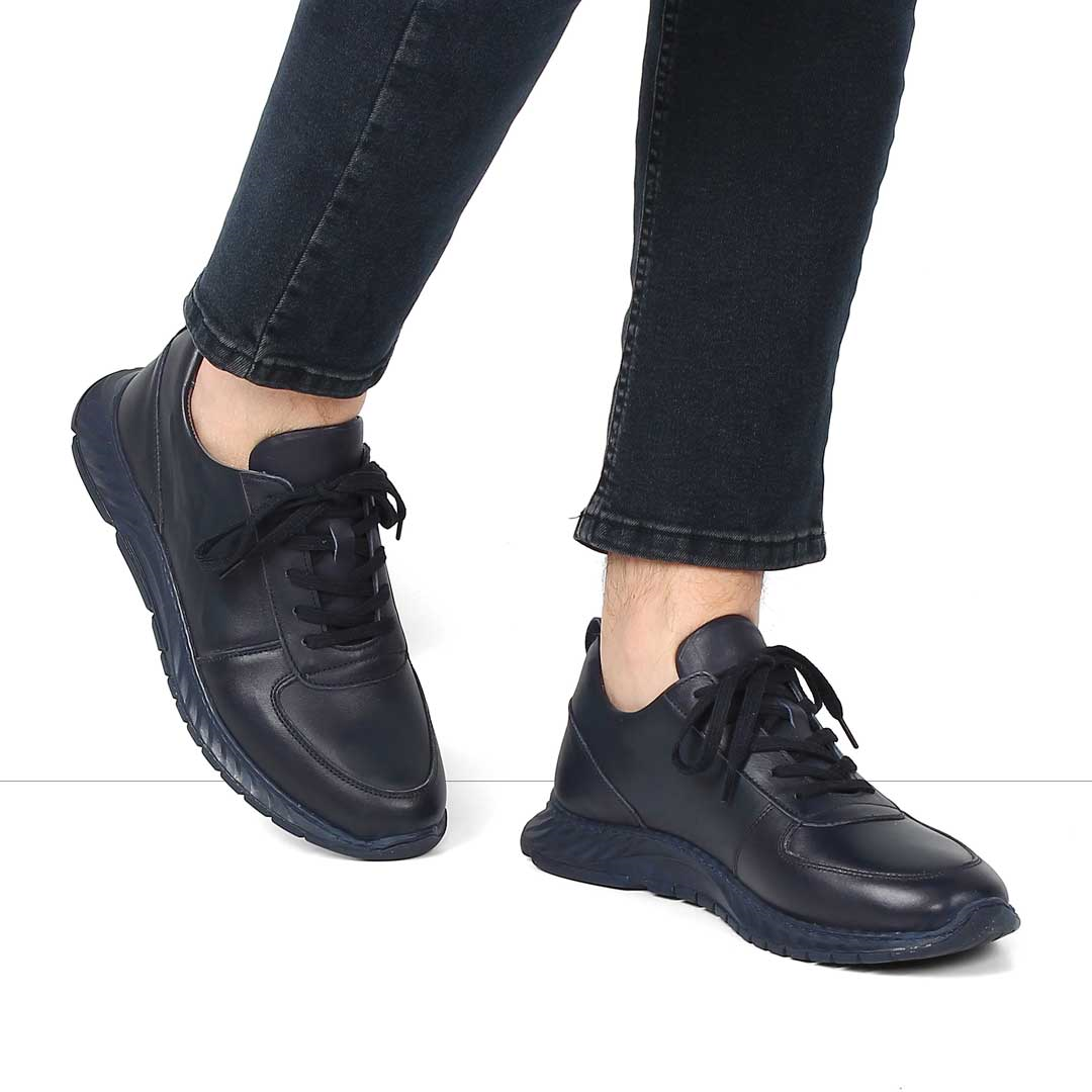 Erkek Lacivert Bağcıklı Deri Sneaker