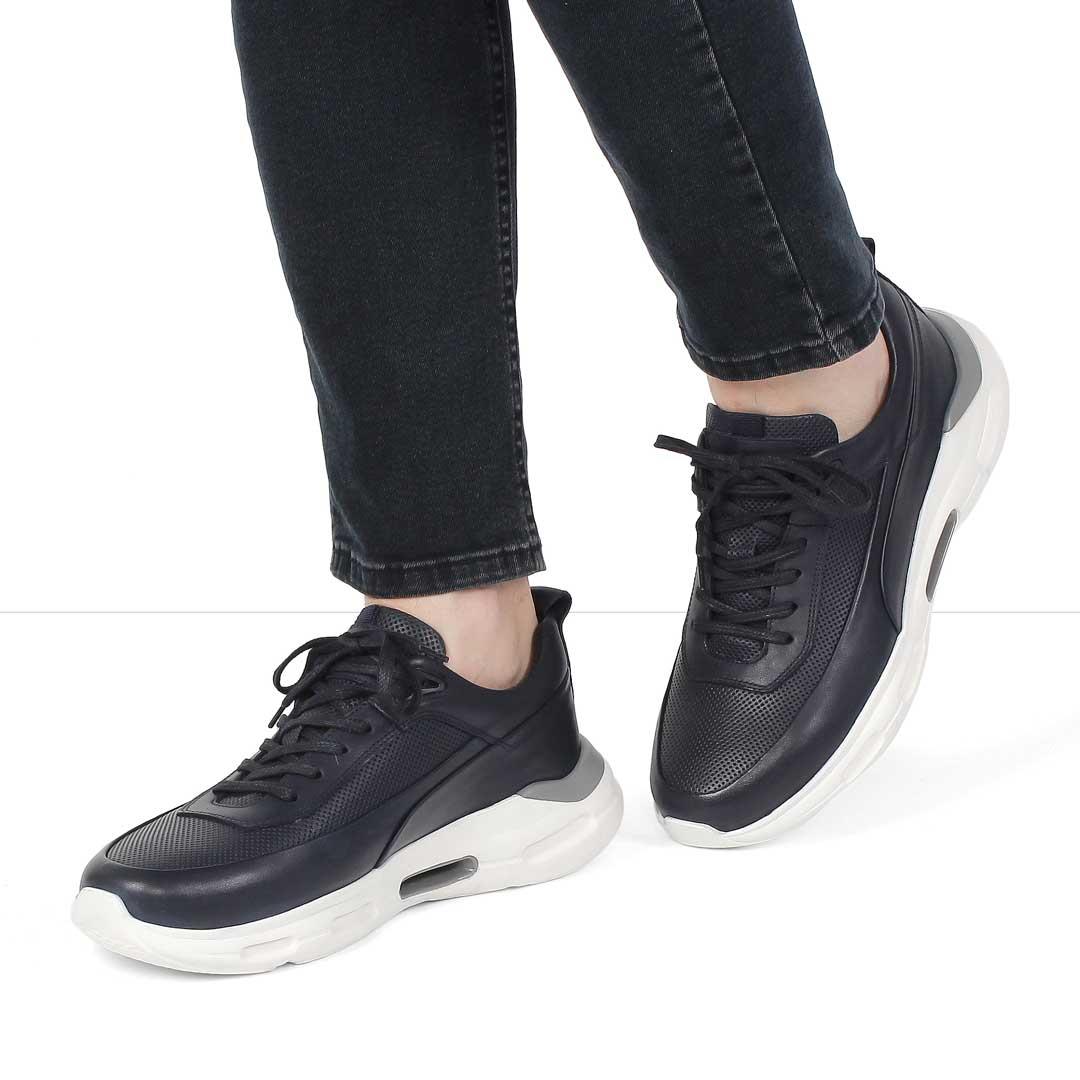 Erkek Lacivert Bağcıklı Kalın Tabanlı Deri Sneaker