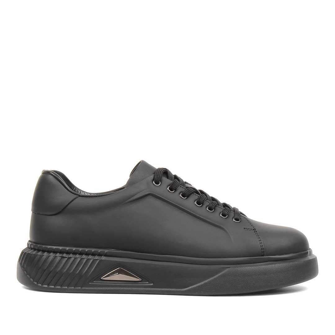 Erkek Mat Siyah Bağcıklı Kalın Tabanlı Deri Sneaker