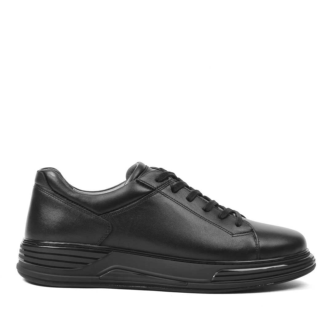 Erkek Siyah Bağcıklı Kalın Tabanlı Deri Sneaker