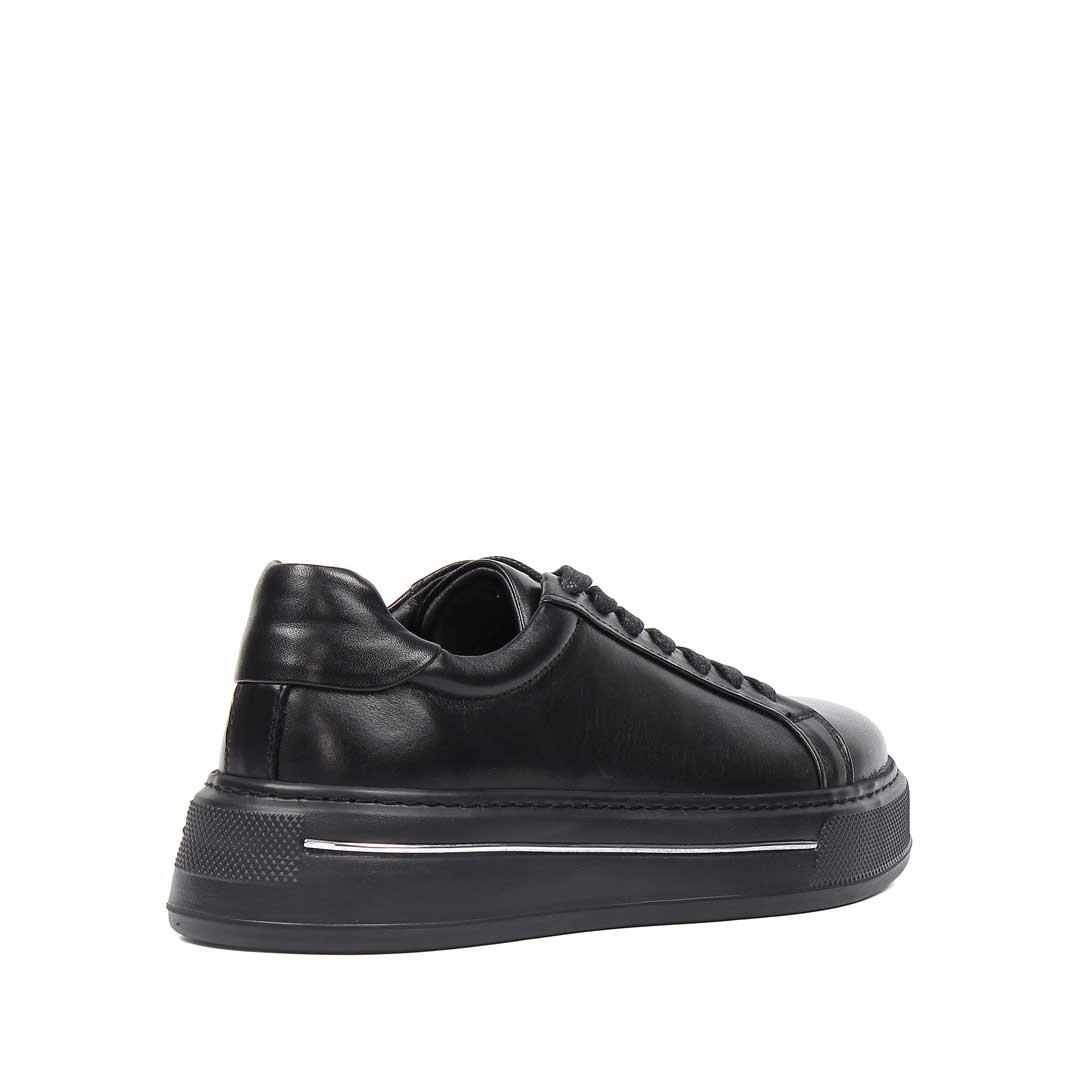 Erkek Siyah Bağcıklı Kalın Tabanlı Deri Sneaker