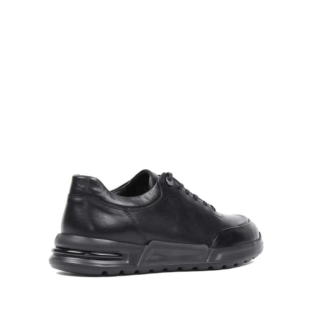 Erkek Siyah Bağcıklı Kalın Tabanlı Deri Sneaker
