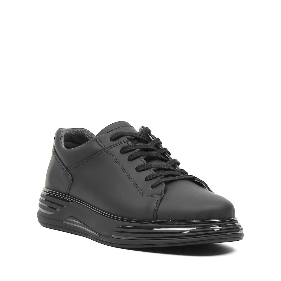 Erkek Siyah Bağcıklı Kalın Tabanlı Mat Deri Sneaker