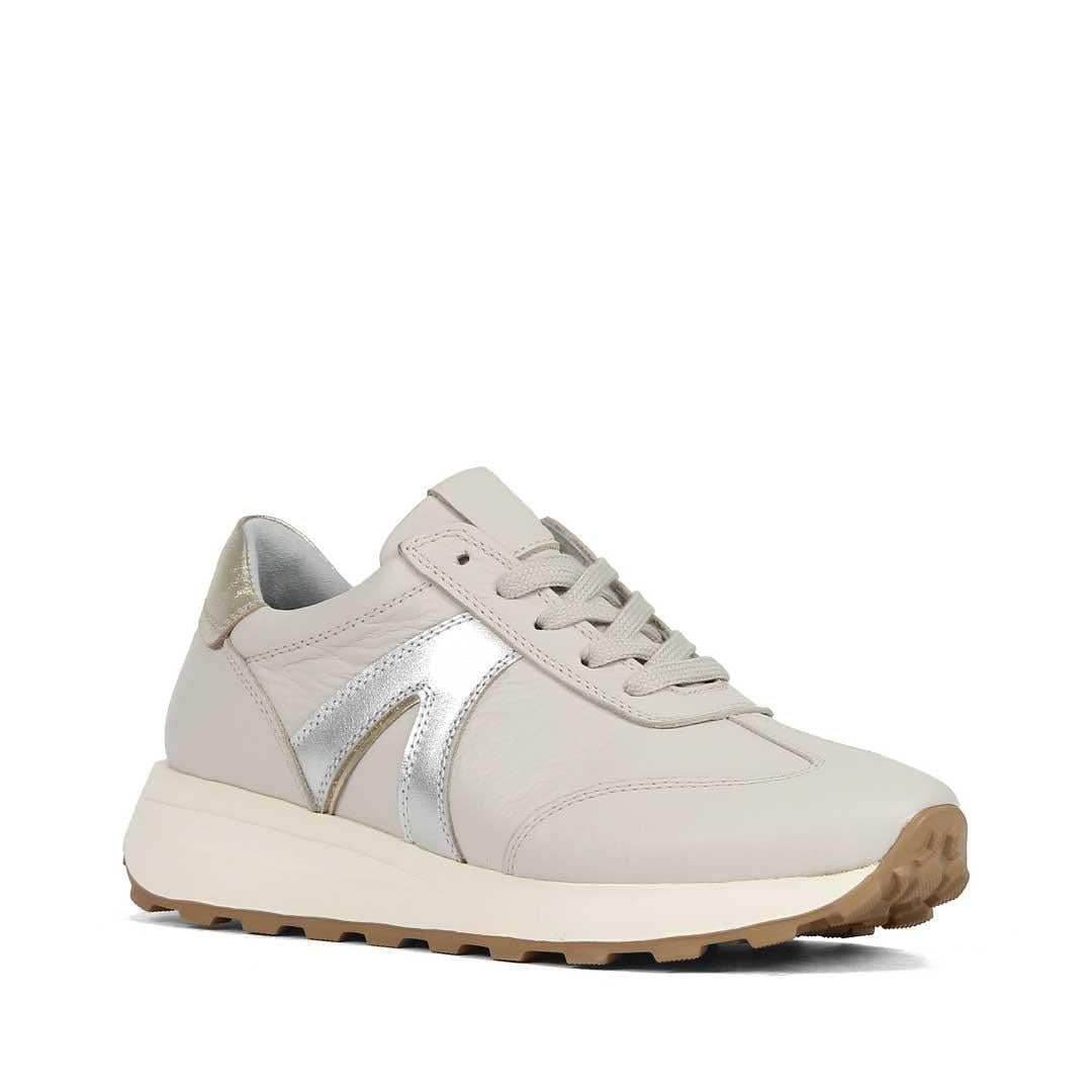 Kadın Bej Bağcıklı Deri Sneaker