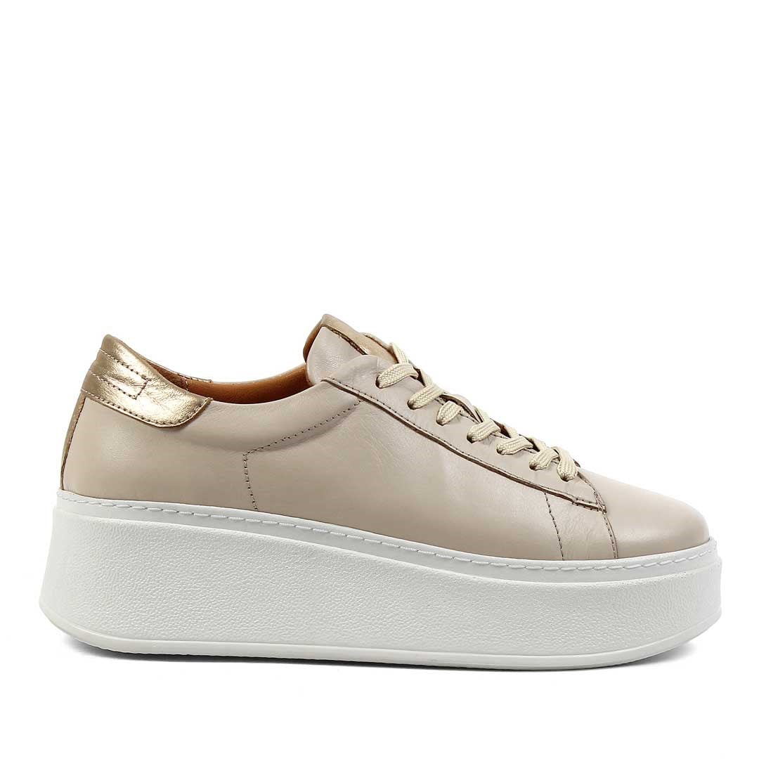 Kadın Bej Bağcıklı Kalın Tabanlı Deri Sneaker