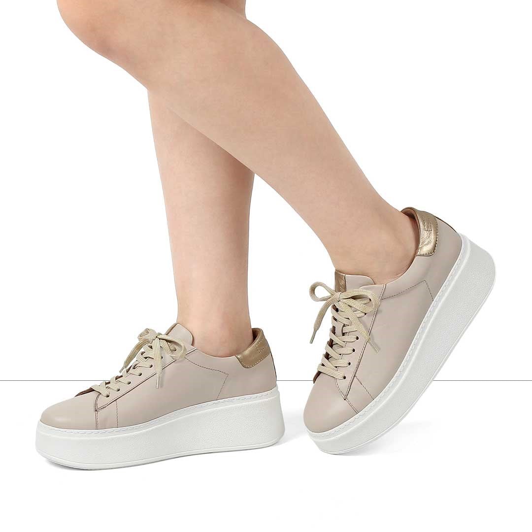 Kadın Bej Bağcıklı Kalın Tabanlı Deri Sneaker