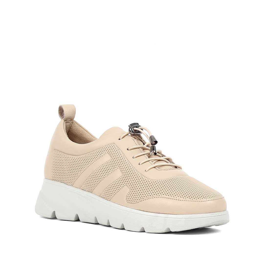 Kadın Bej Bağcıklı Kalın Tabanlı Deri Sneaker