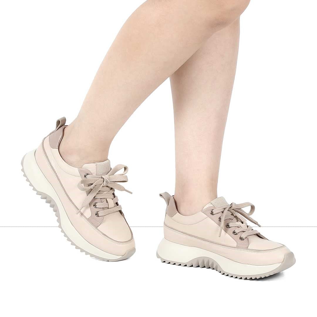 Kadın Bej Kalın Tabanlı Deri Sneaker