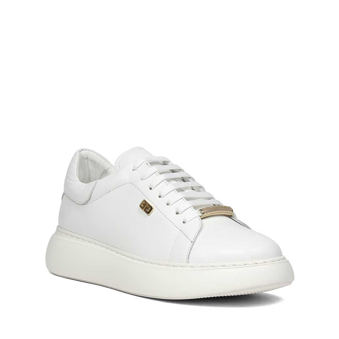 Kadın Beyaz Bağcıklı Kalın Tabanlı Deri Sneaker
