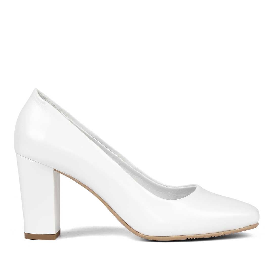 Kadın Beyaz Topuklu Deri Klasik Ayakkabı
