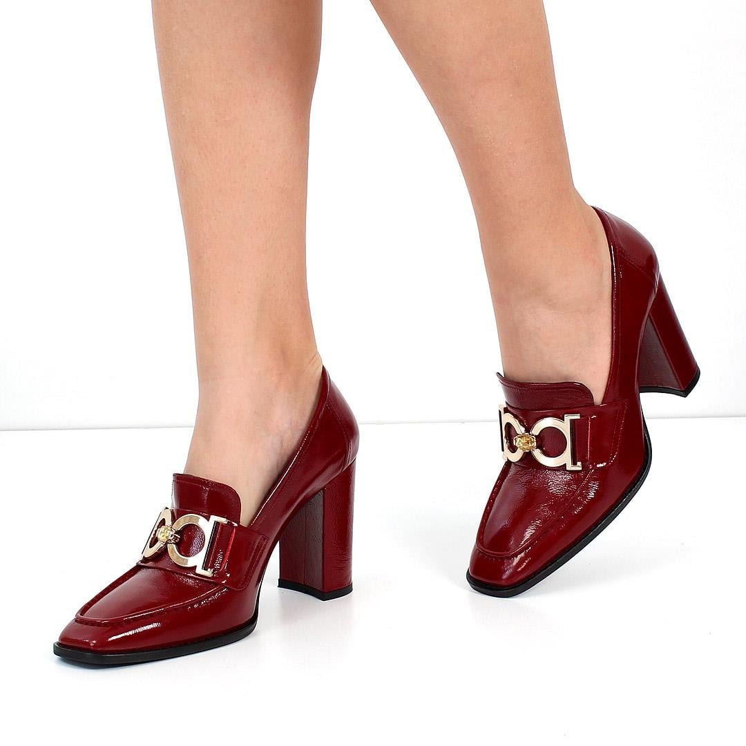 Kadın Bordo Tokalı Kalın Topuklu Rugan Deri Klasik Ayakkabı